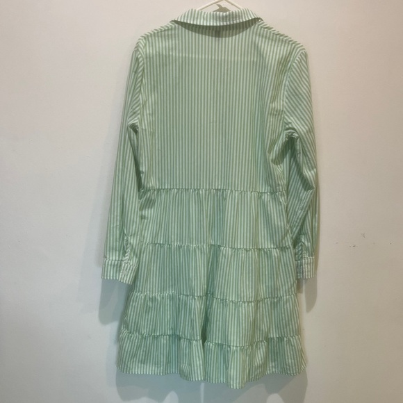 Like New - OVERSIZED DRESS – Green & White STRIPED With POCKETS – Size MEDIUM - Picture 8 of 8